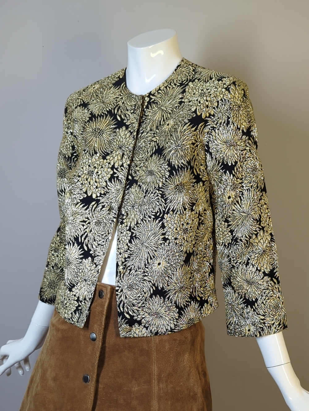 Vintage 50s 60s Gold and Black Floral Brocade Jacket - Women Kay Silver Xs